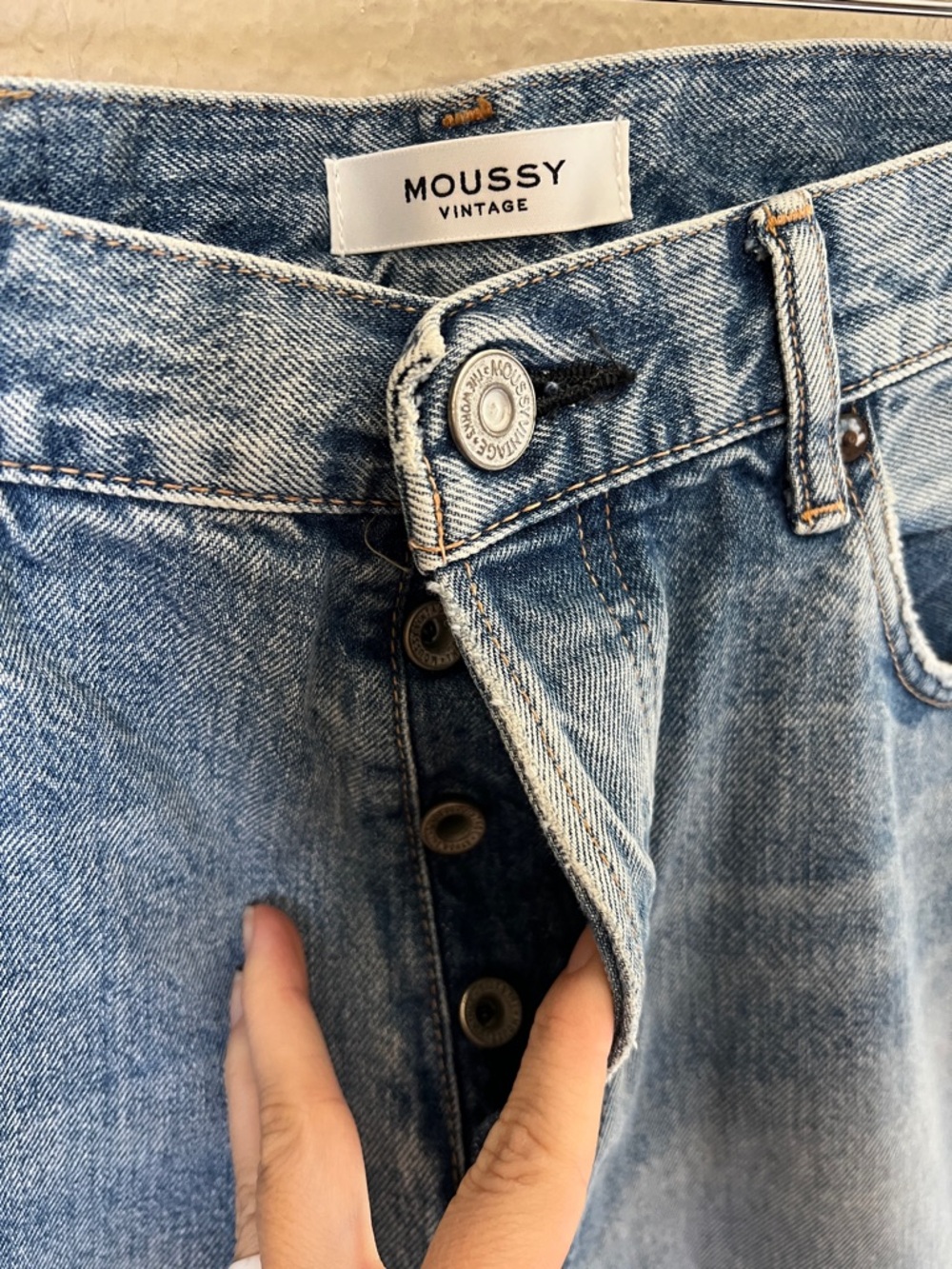 Moussy vintage step hem straight leg jeans 27 - Picture 5 of 8